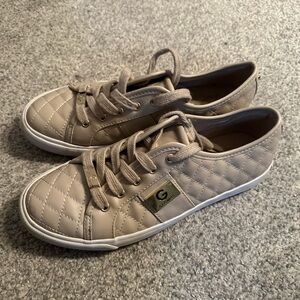 Guess sneakers 9.5W